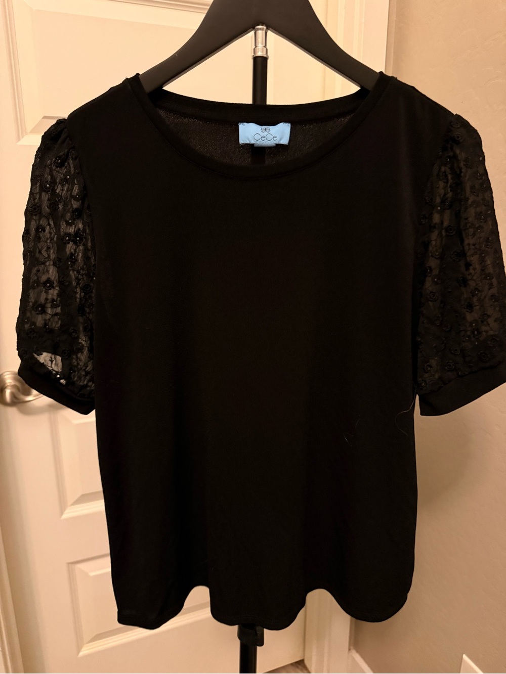 CeCe Black Short Sleeve Crew Neck Tee